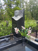 Бюст на могилу 5